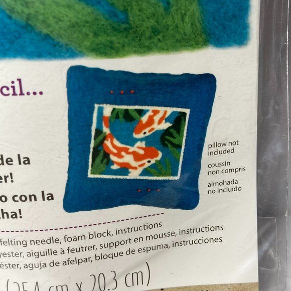Dimensions Needle Felting Craft Felt Kit Koi Fish 10" x 8" Printed Design Piece - Picture 6 of 13